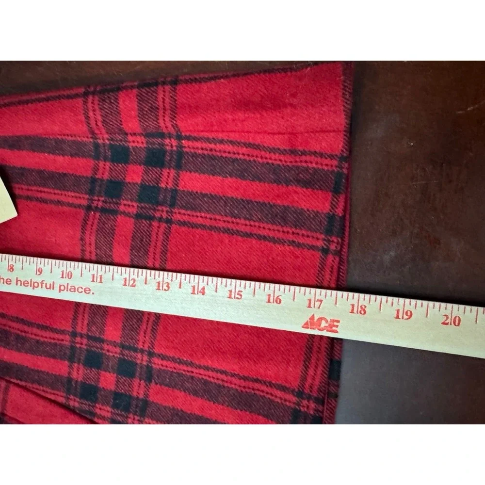 NWT BRITISH KHAkI Red Black Plaid Wrap Mini Skirt Size 8 - Picture 7 of 10